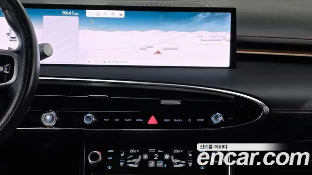 Genesis GV70 — Фото автомобиля 25