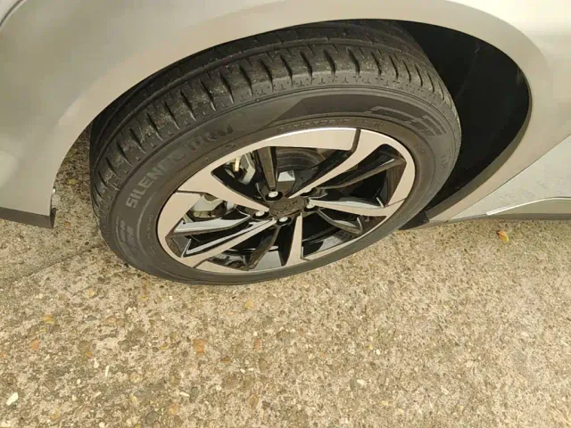 GAC Aion Y — Фото автомобиля 24