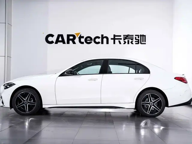 Mercedes-Benz C-Class — Фото автомобиля 9
