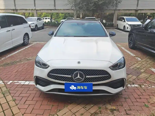 Mercedes-Benz C-Class — Фото автомобиля 2