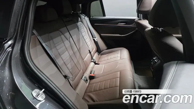 BMW X4 xDrive20i M Sport — Фото автомобиля 11