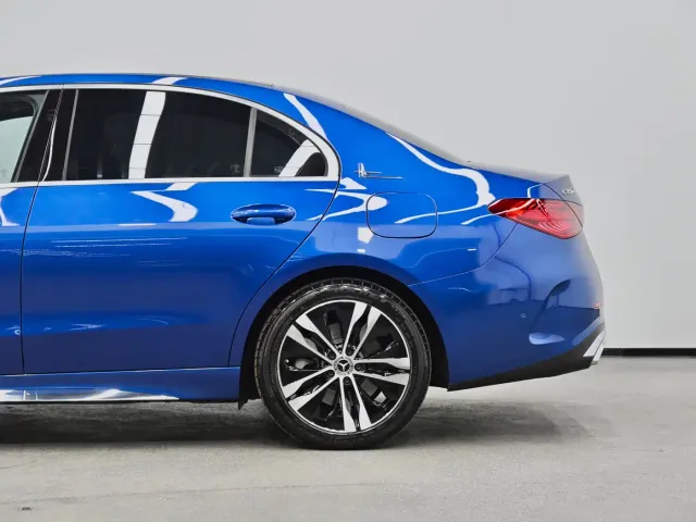 Mercedes-Benz C-Class — Фото автомобиля 21