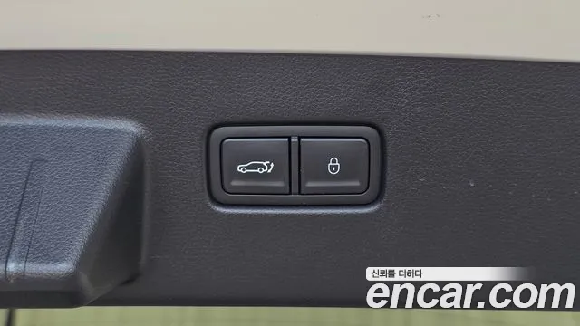 Genesis GV60 — Фото автомобиля 28