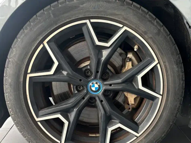 BMW i3 — Фото автомобиля 9