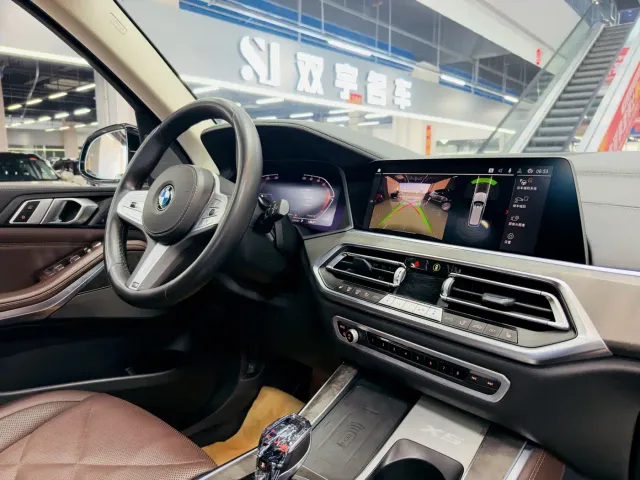 BMW X5 — Фото автомобиля 14