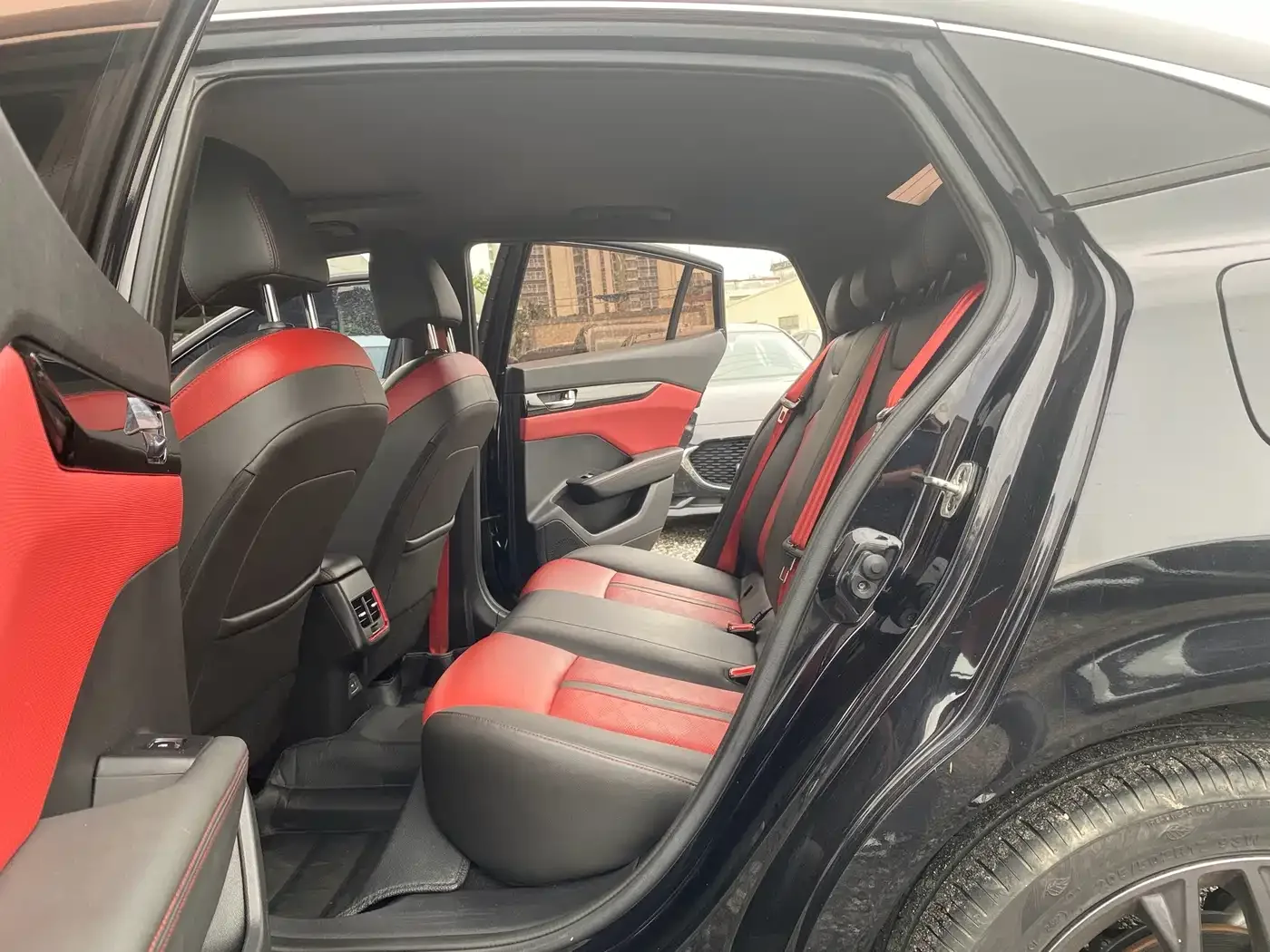 Dongfeng Aeolus Yixuan 2022 230T Auto Light-Chasing Knight Edition — Фото автомобиля 9