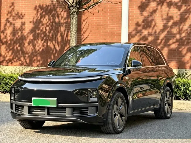 Фотография автомобиля — Li Auto L8