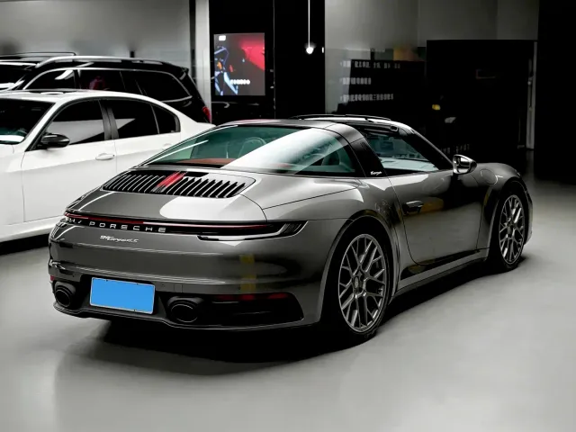 Porsche 911 — Фото автомобиля 7