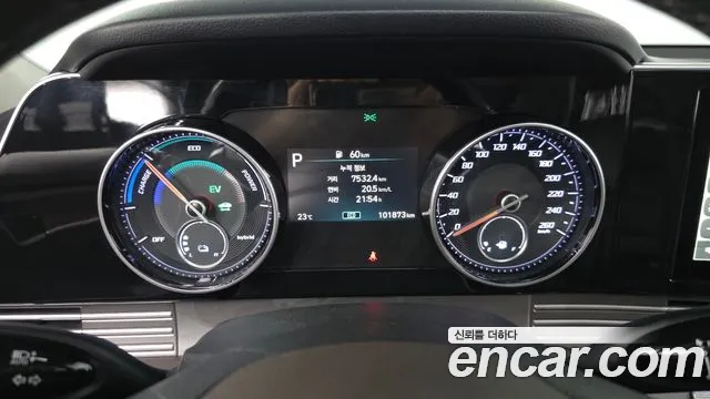 Hyundai Grandeur Grandeur (New) Hybrid — Фото автомобиля 8