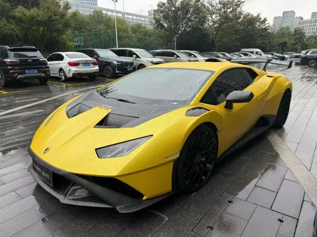 Фотография автомобиля — Lamborghini Huracan
