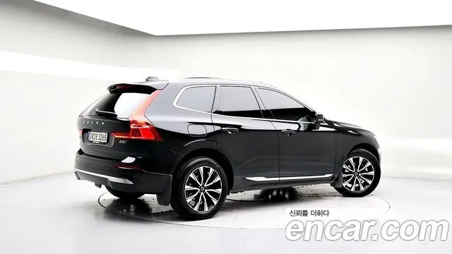 Вольво XC60 — Фото автомобиля 4