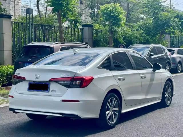 Honda Civic — Фото автомобиля 9