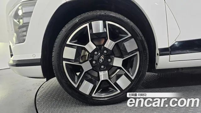 Hyundai Kona SX2 — Фото автомобиля 5