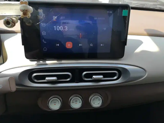 Wuling Hongguang Mini EV — Фото автомобиля 12