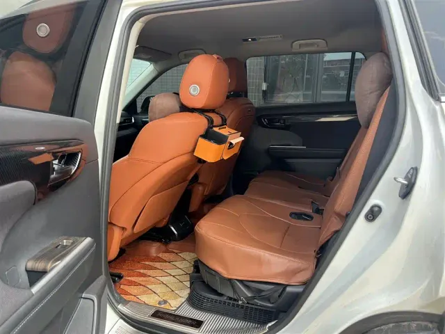 Toyota Highlander — Фото автомобиля 6