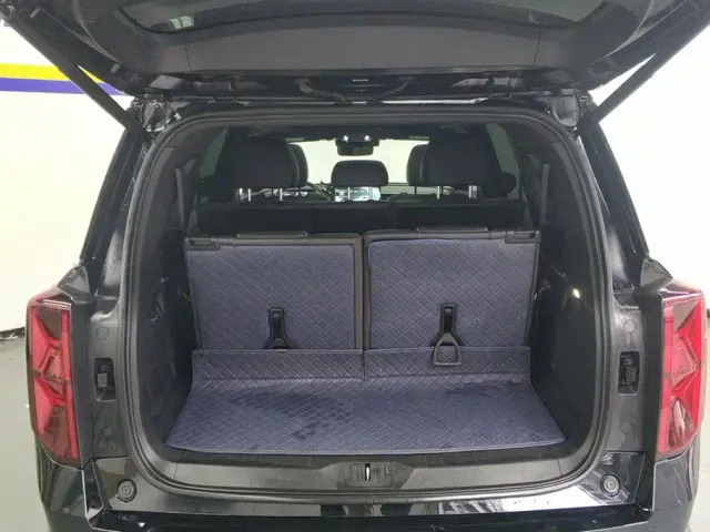 GAC Trumpchi GS8 — Фото автомобиля 4