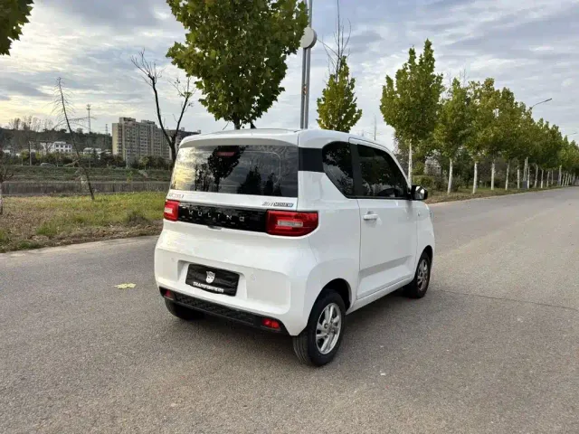 Wuling Hongguang Mini EV — Фото автомобиля 9