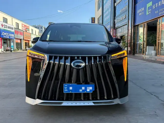 GAC Trumpchi M8 — Фото автомобиля 13