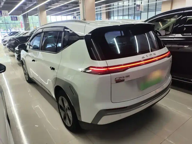 GAC Aion Y — Фото автомобиля 4