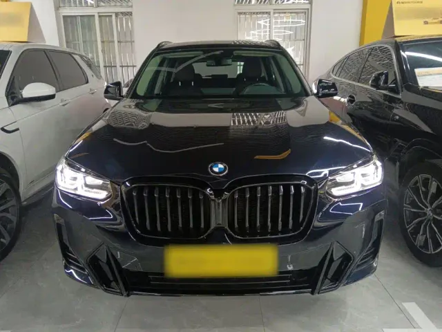 BMW X3 — Фото автомобиля 2