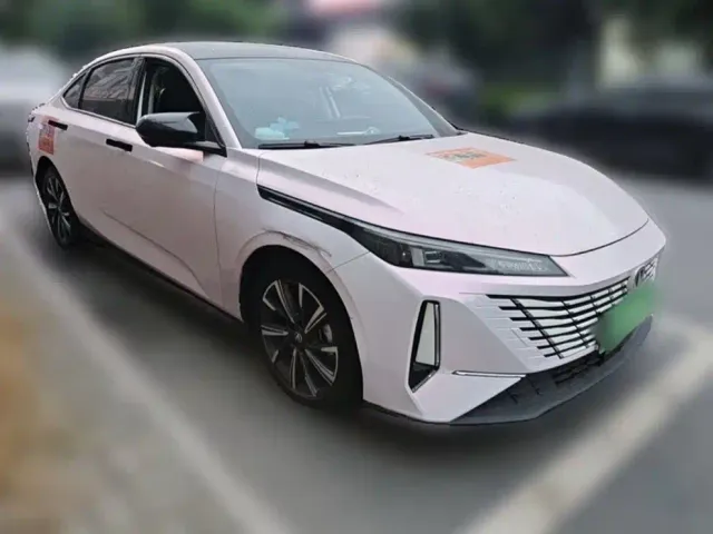 Changan Eado 2024 Model 1.5T GDI Auto Flagship Type — Фото автомобиля 24