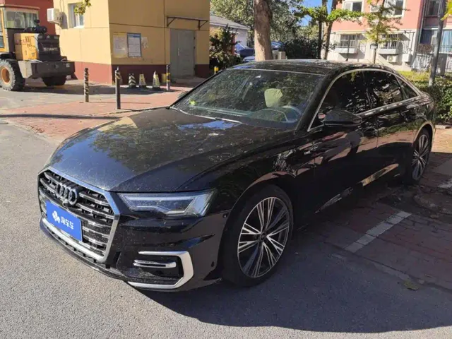 Фотография автомобиля — Audi A6L