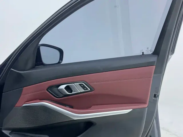 BMW 3 Series — Фото автомобиля 28