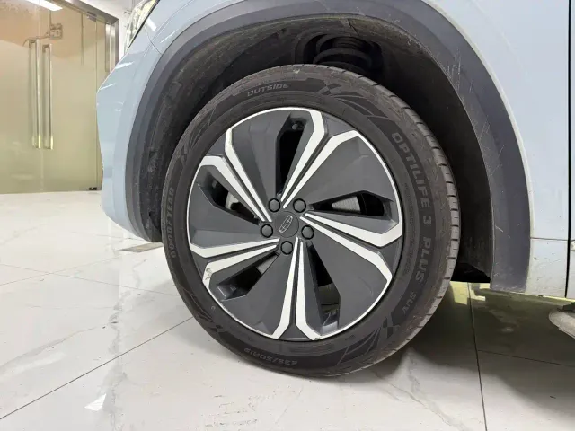 Geely Xingyue L — Фото автомобиля 7