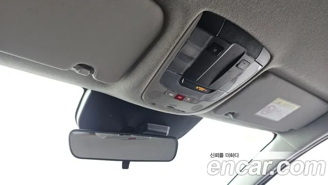 Kia Niro New — Фото автомобиля 23