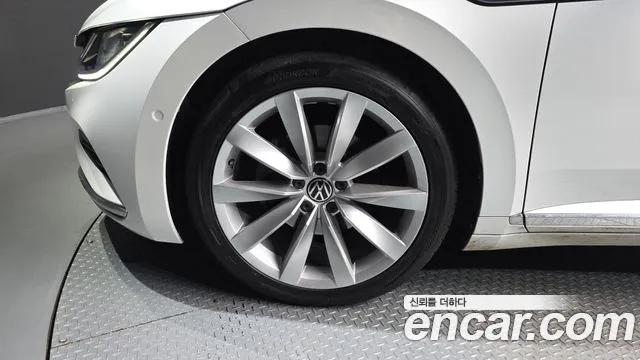 Volkswagen Arteon Arteon 2.0 TDI Prestige — Фото автомобиля 4