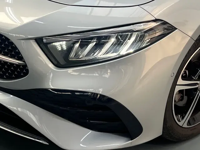 Mercedes-Benz A-Class — Фото автомобиля 3