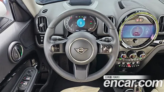 Mini Countryman — Фото автомобиля 12