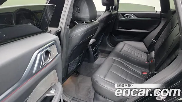 BMW 4 Series G22 — Фото автомобиля 12