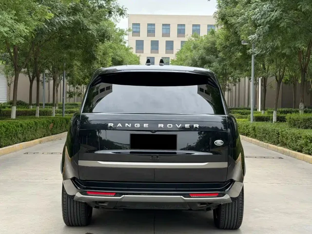 Land Rover Range Rover — Фото автомобиля 16