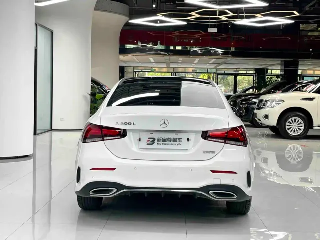 Mercedes-Benz A-Class — Фото автомобиля 11