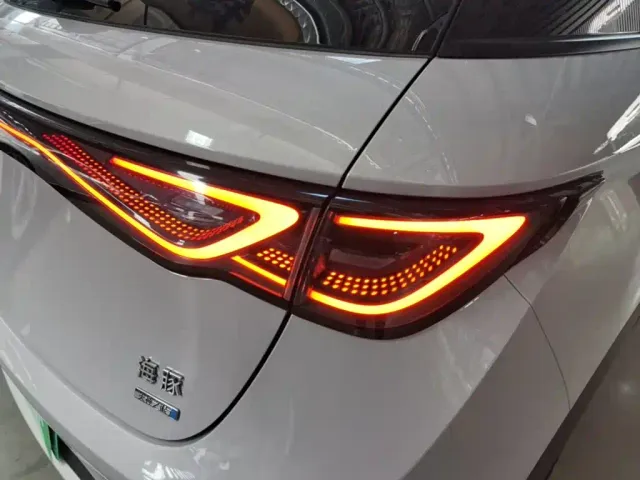 BYD Dolphin — Фото автомобиля 7