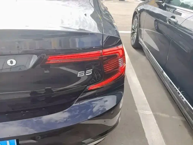 Volvo S90 — Фото автомобиля 7