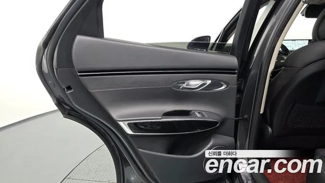 Genesis GV70 2.2 Дизель AWD — Фото автомобиля 22