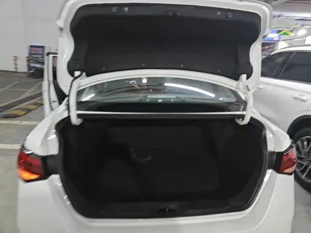 Nissan Sylphy — Фото автомобиля 18