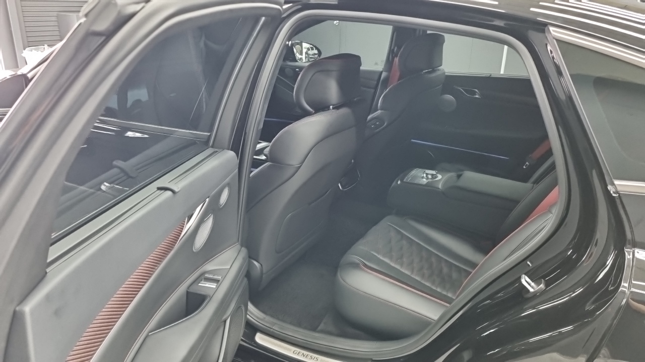 Genesis G80 Бензин 2.5 турбо AWD — Фото автомобиля 11