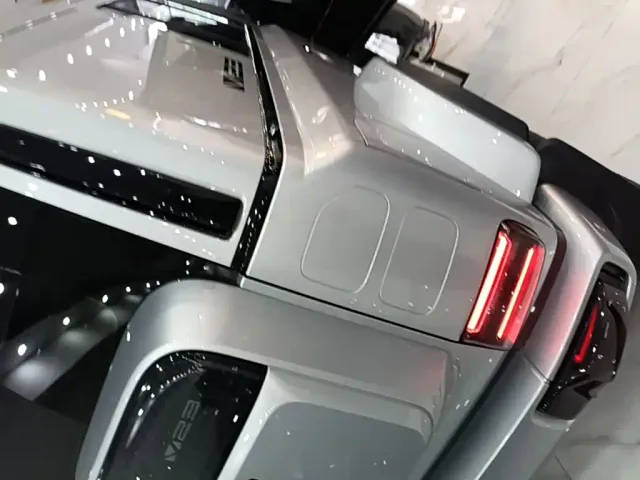 iCAR V23 — Фото автомобиля 7