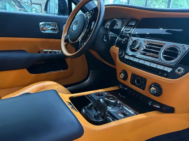 Rolls-Royce Dawn — Фото автомобиля 5