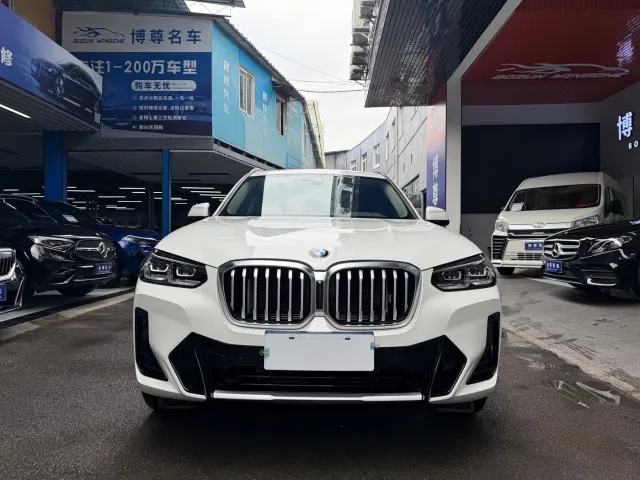 BMW X3 — Фото автомобиля 2