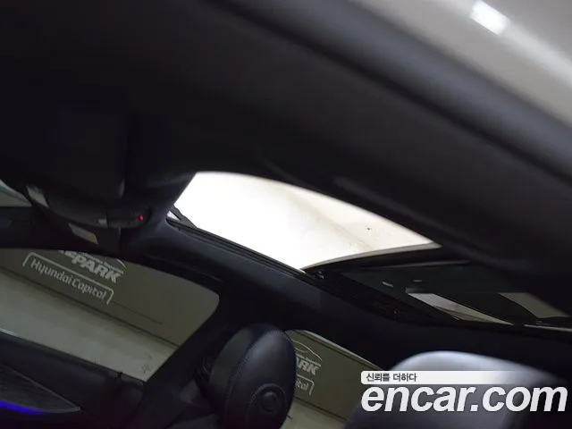 Mercedes-Benz E-Class — Фото автомобиля 14