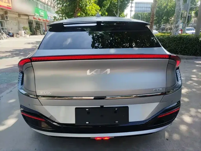Kia EV6 — Фото автомобиля 5