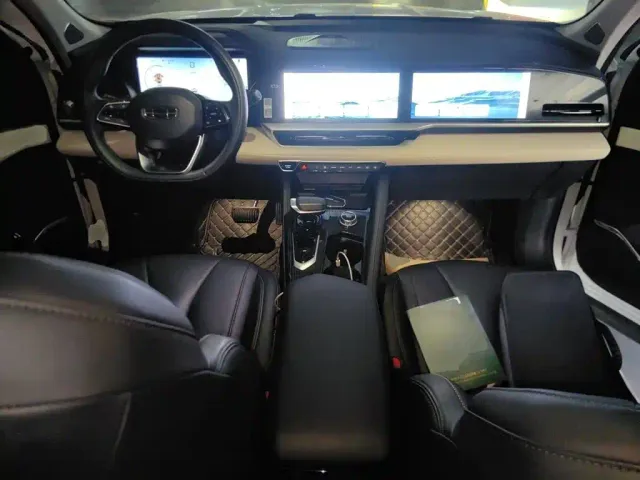 Geely Xingyue L — Фото автомобиля 12