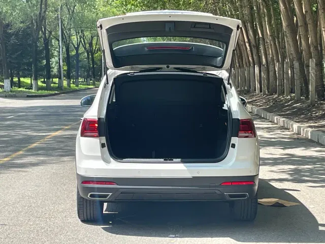 Volkswagen Tharu — Фото автомобиля 7