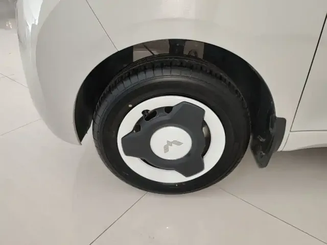 Wuling Hongguang Mini EV — Фото автомобиля 24