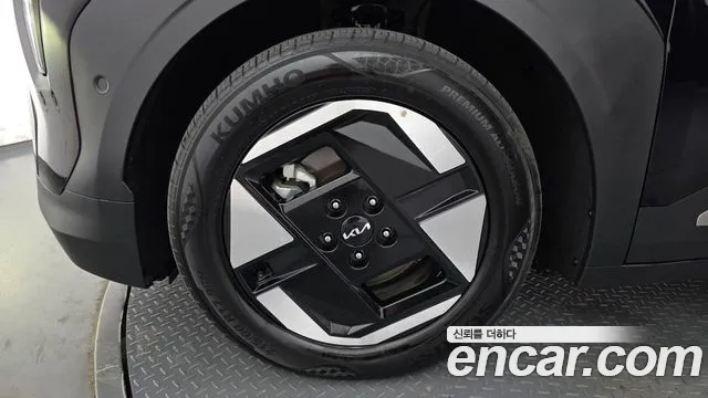Kia EV3 — Фото автомобиля 5