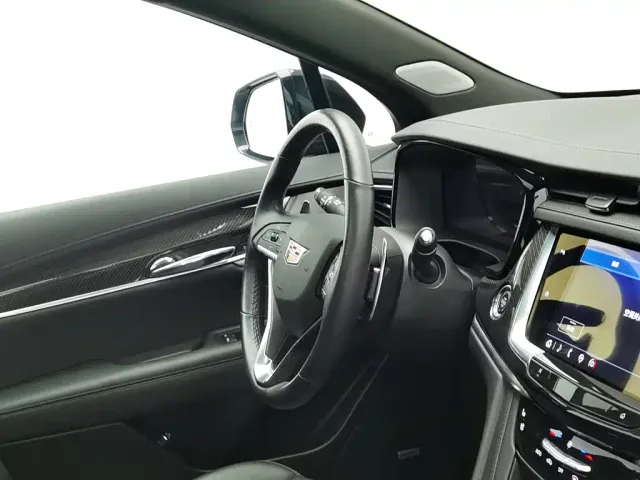 Cadillac XT6 — Фото автомобиля 22